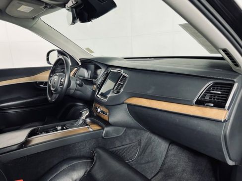 Used 2019 Volvo XC90 T6 Inscription image 20