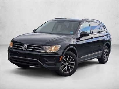 Used 2021 Volkswagen Tiguan SE w/ Panoramic Sunroof Package