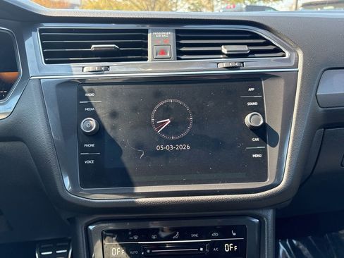 Used 2023 Volkswagen Tiguan SE R-Line AWD/4WD image 28