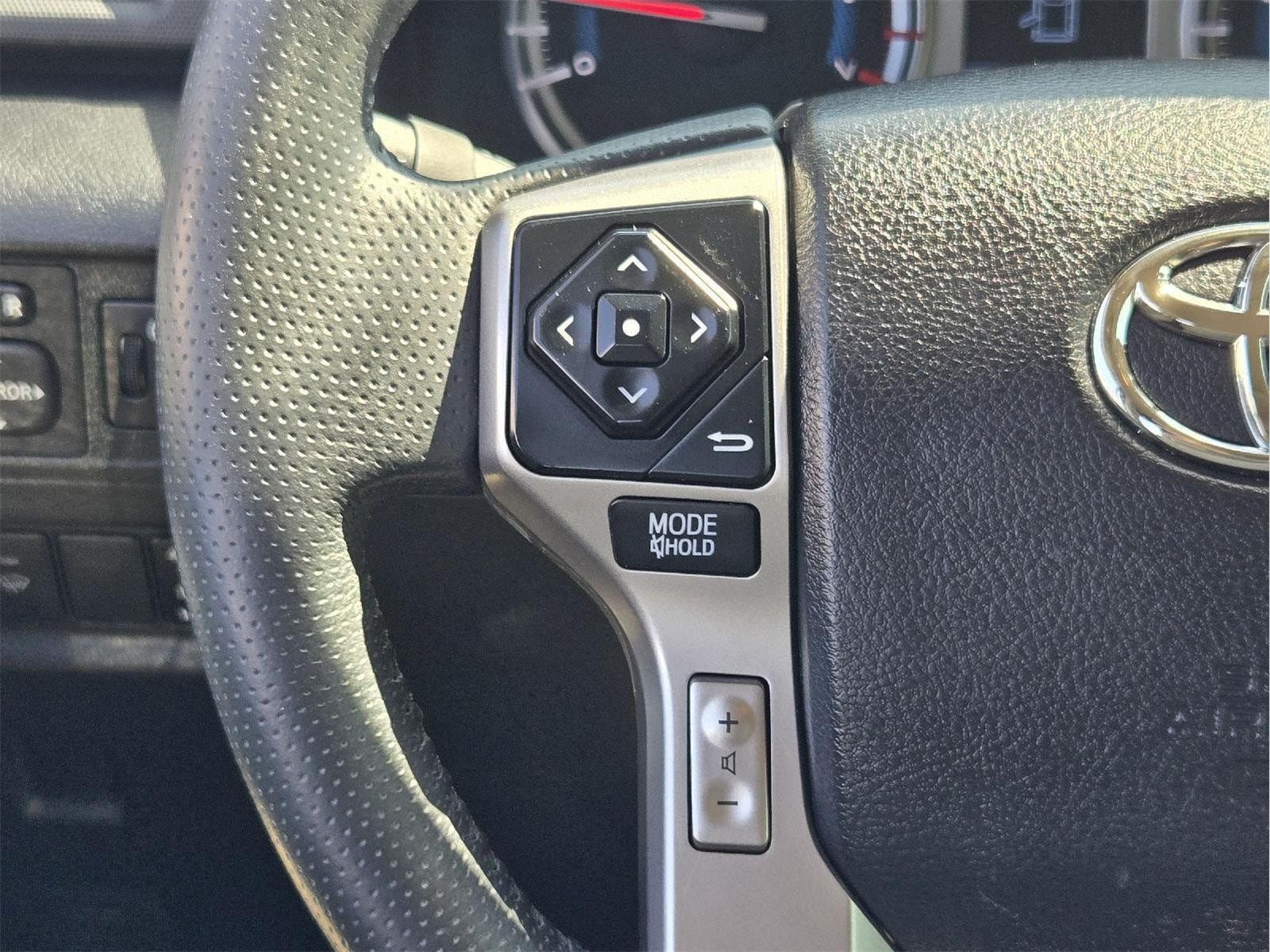 Used 2018 Toyota 4Runner Limited RWD image 26