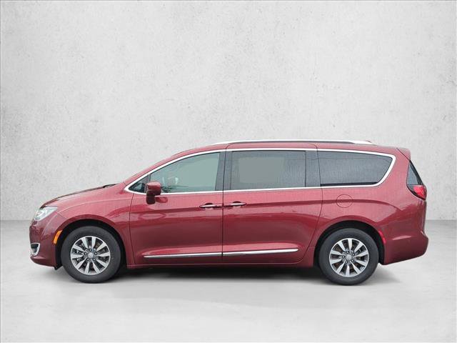 Used 2020 Chrysler Pacifica Touring-L FWD image 9