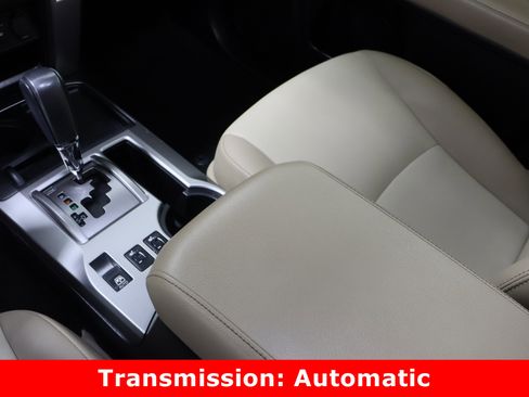 Used 2020 Toyota 4Runner SR5 Premium image 17