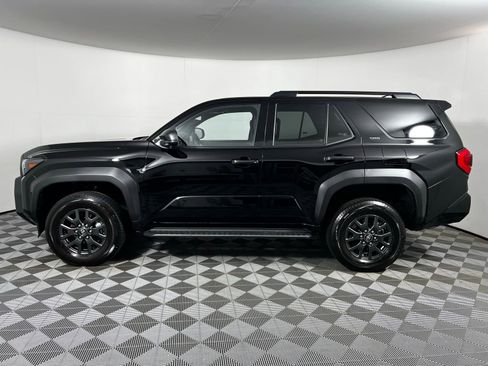 Certified 2025 Toyota 4Runner SR5 image 8