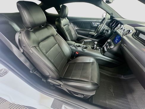 Used 2017 Ford Mustang GT Premium w/ GT Performance Package RWD image 24