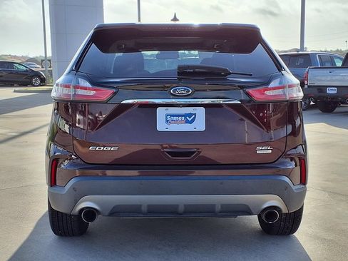 Used 2019 Ford Edge SEL w/ Equipment Group 201A FWD image 6