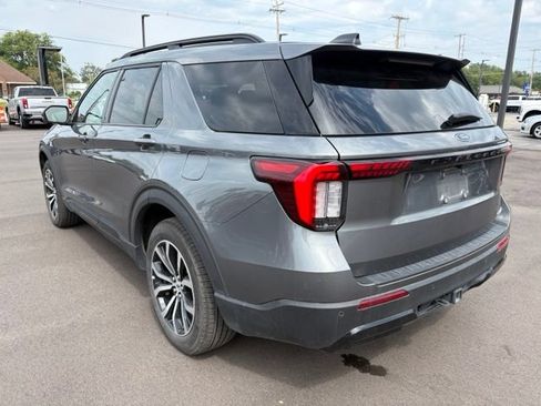 Used 2026 Ford Explorer ST-Line AWD/4WD image 5