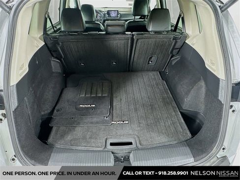 Certified 2023 Nissan Rogue SV w/ SV Premium Package image 26