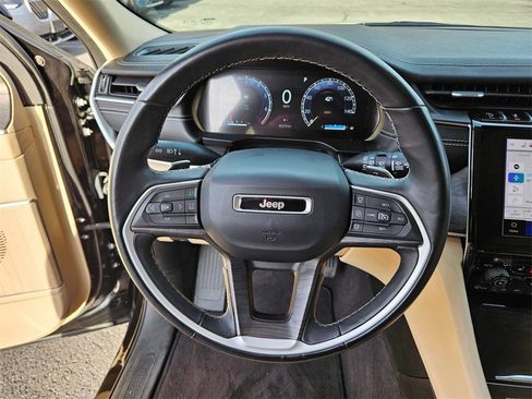 Used 2021 Jeep Grand Cherokee L Limited image 10