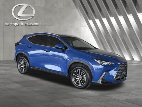 Certified 2025 Lexus NX 250 FWD w/ Towing Package (2000 Lbs) image 6