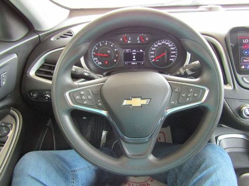 Used 2023 Chevrolet Malibu LT FWD image 21