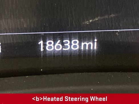 Used 2023 Buick Envision Essence AWD/4WD image 6