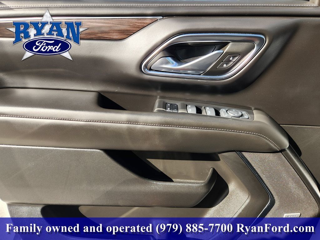 Used 2024 Chevrolet Tahoe Z71 w/ Off-Road Capability Package AWD/4WD image 16