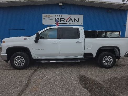 New 2026 Chevrolet Silverado 2500 LT AWD/4WD image 1