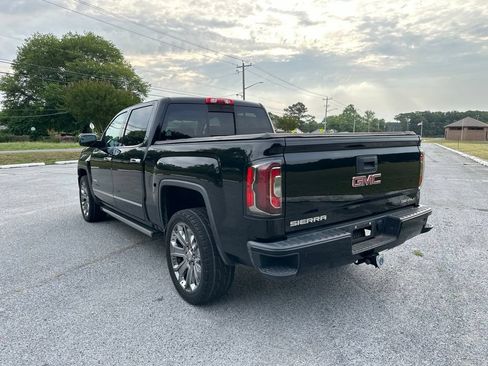 Used 2017 GMC Sierra 1500 Denali w/ Denali Ultimate Package AWD/4WD image 7
