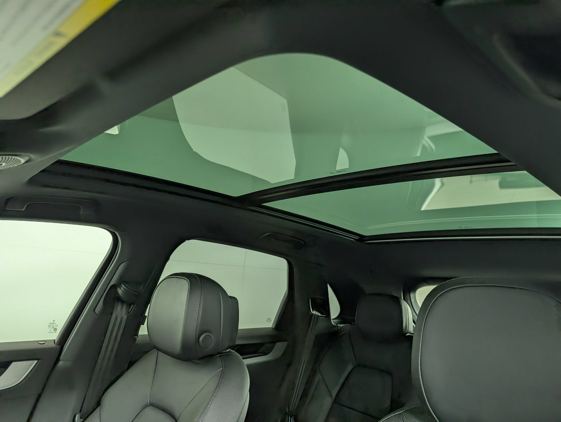 Certified 2026 Porsche Cayenne AWD/4WD image 19