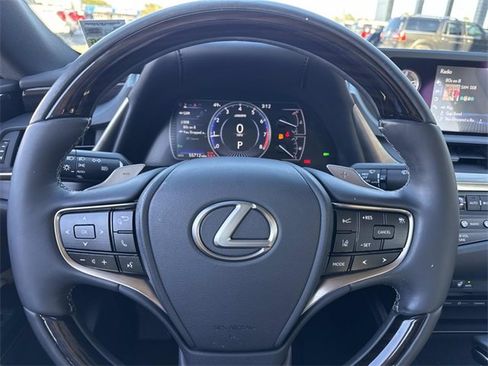 Used 2019 Lexus ES 350 image 26