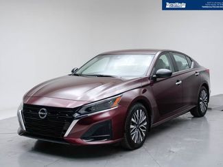 Used 2024 Nissan Altima 2.5 SV video 1