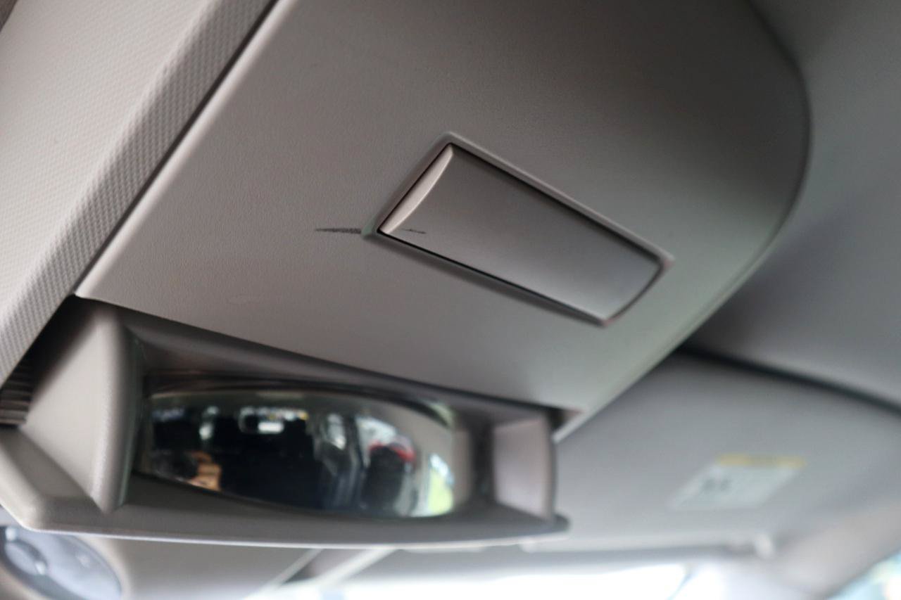 Used 2019 Dodge Grand Caravan SE w/ UConnect Hands-Free Group FWD image 63