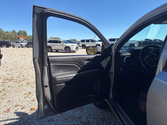 Used 2023 Chevrolet Colorado LT w/ LT Convenience Package AWD/4WD image 22