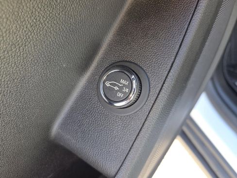 Used 2023 Chevrolet Traverse LT w/ LPO, Floor Liner Package image 29