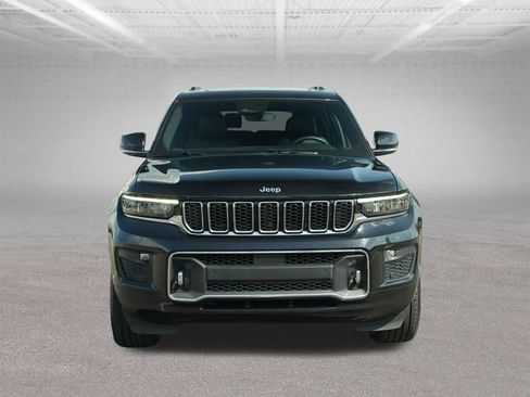 Used 2023 Jeep Grand Cherokee L Overland AWD/4WD image 2