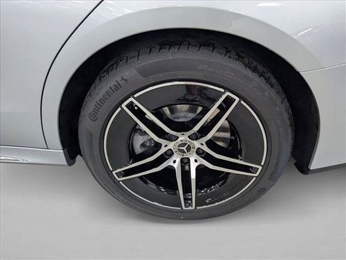 Used 2026 Mercedes-Benz E 350 Sedan image 9