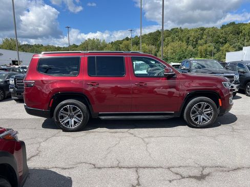 Used 2022 Jeep Wagoneer Series III w/ Convenience Group I image 6