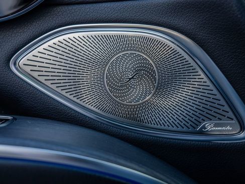 Used 2023 Mercedes-Benz EQS 580 4MATIC SUV image 16