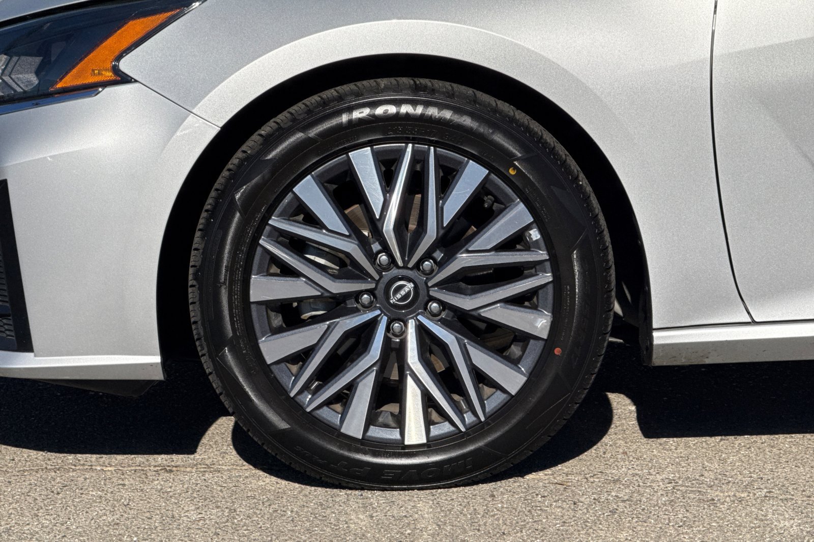 Certified 2024 Nissan Altima 2.5 SV FWD image 33