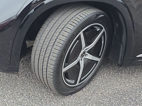 Certified 2023 Mercedes-Benz EQS 580 4MATIC SUV image 32