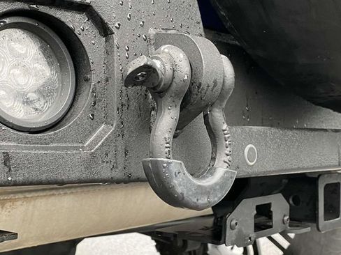 Used 2022 Ford Bronco Black Diamond image 13