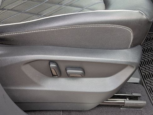 Used 2024 Volkswagen Atlas SEL Premium R-Line image 41