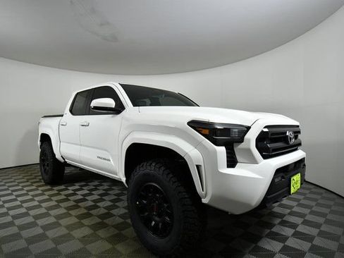 New 2026 Toyota Tacoma SR5 AWD/4WD image 8