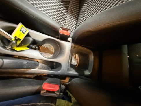 Used 2020 Nissan Versa S image 15