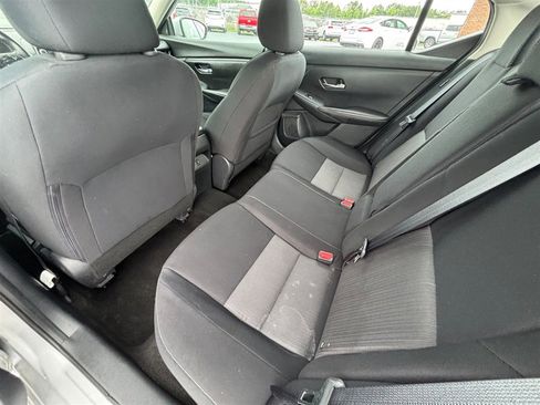 Used 2021 Nissan Sentra SV image 40