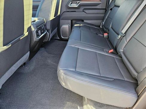 New 2026 GMC Sierra 2500 Denali w/ Technology Package AWD/4WD image 16