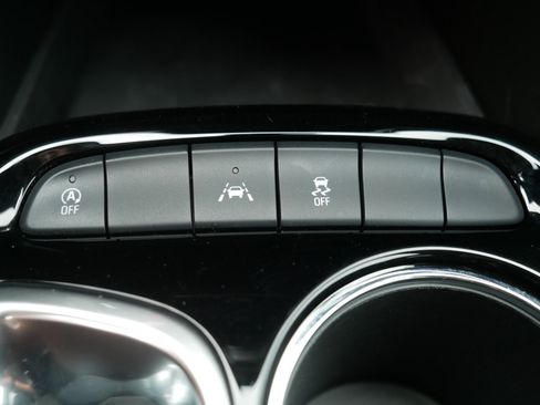 Used 2024 Buick Encore GX Preferred FWD image 31