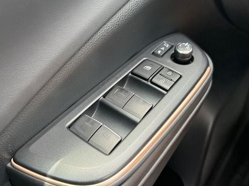 Certified 2023 Toyota Crown AWD/4WD image 25