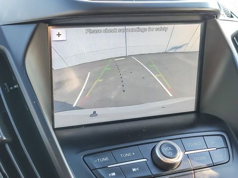 Used 2018 Ford Escape SE w/ SE Sync 3 Package image 14