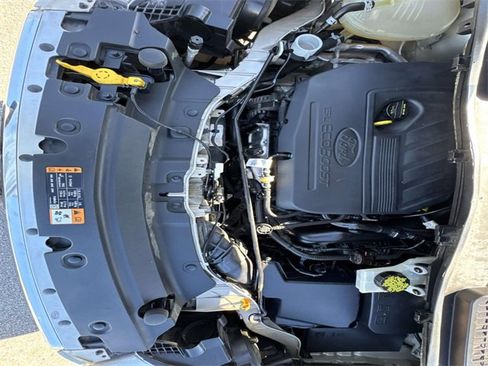 Used 2017 Ford Escape SE image 10