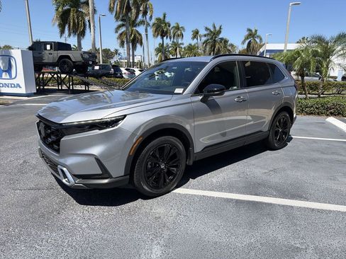 Certified 2023 Honda CR-V Sport Touring image 4