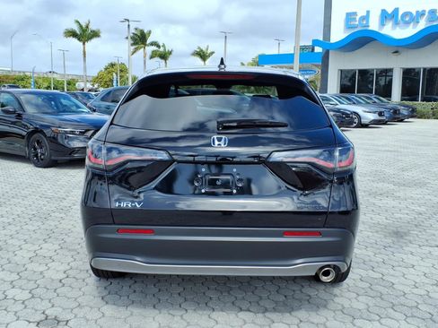 Used 2025 Honda HR-V Sport image 10