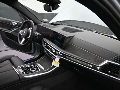 New 2026 BMW X5 xDrive50e w/ Executive Package image 20