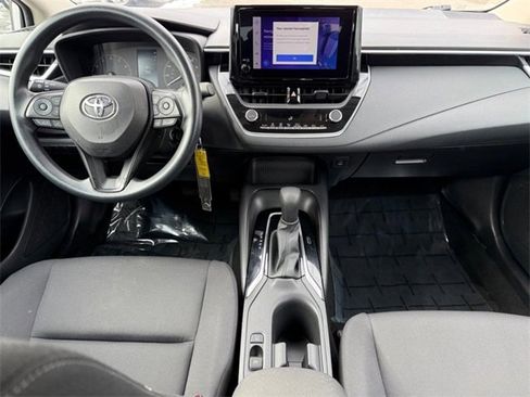 Used 2024 Toyota Corolla LE image 11