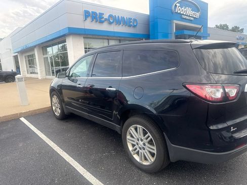Used 2015 Chevrolet Traverse LT w/ Style and Technology Package FWD image 7