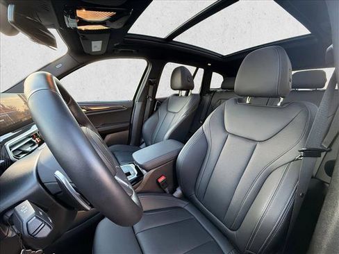 Used 2024 BMW X3 M40i w/ Premium Package image 15