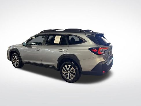 Certified 2024 Subaru Outback Premium image 4
