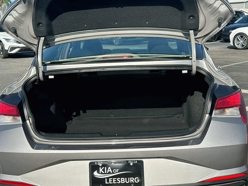 Used 2022 Hyundai Elantra SEL FWD image 23