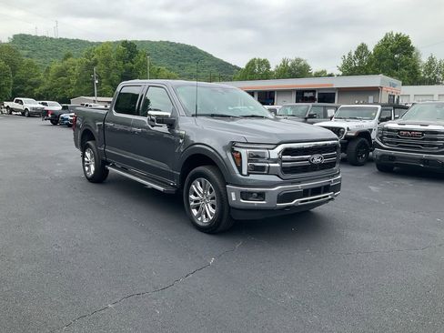 New 2026 Ford F150 Lariat w/ Equipment Group 501A Mid AWD/4WD image 3