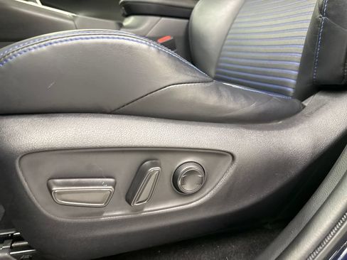 Used 2019 Toyota RAV4 XSE w/ XSE Weather Package AWD/4WD image 12
